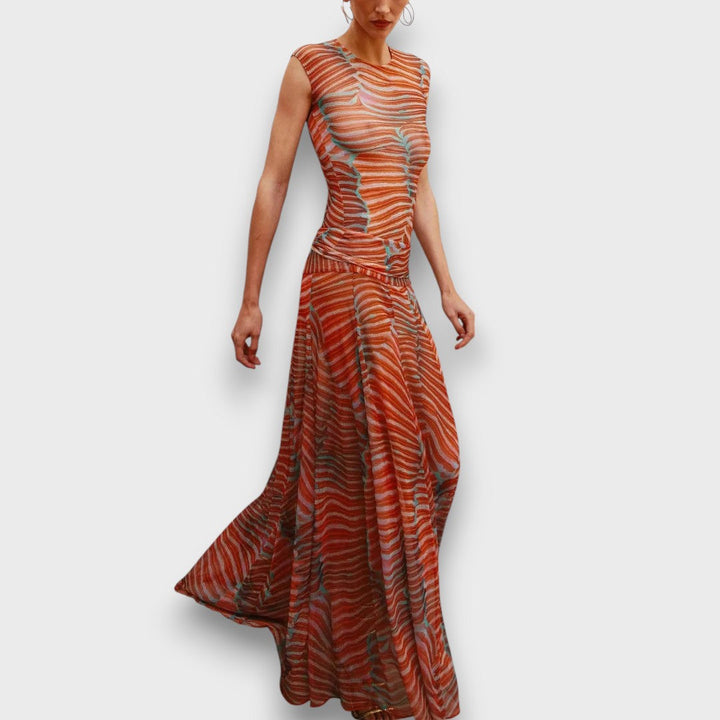 Sirelle – Two-piece with graphic lightness