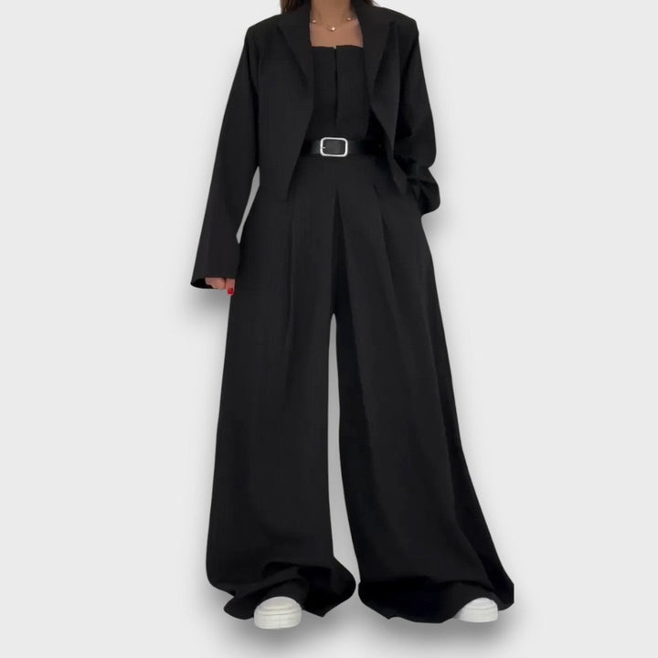 Eryna – Elegant Set with Bustier and Jacket