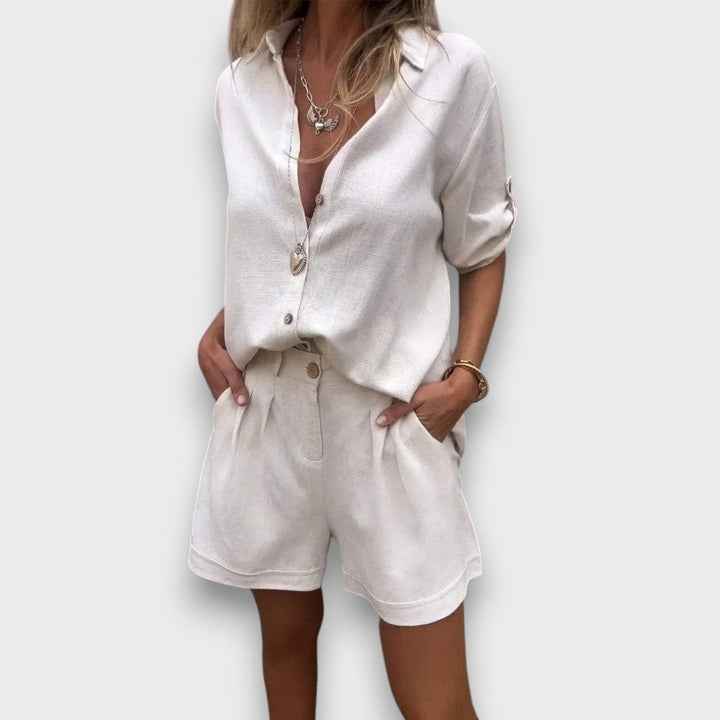 Pauline – Summer Two-Piece with Timeless Elegance