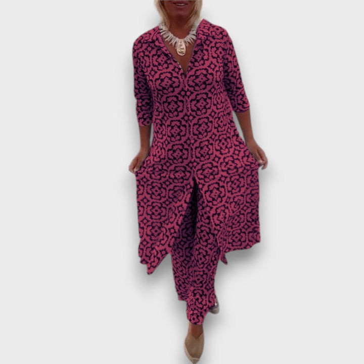 Novea – Two-Piece with Graphic Pattern