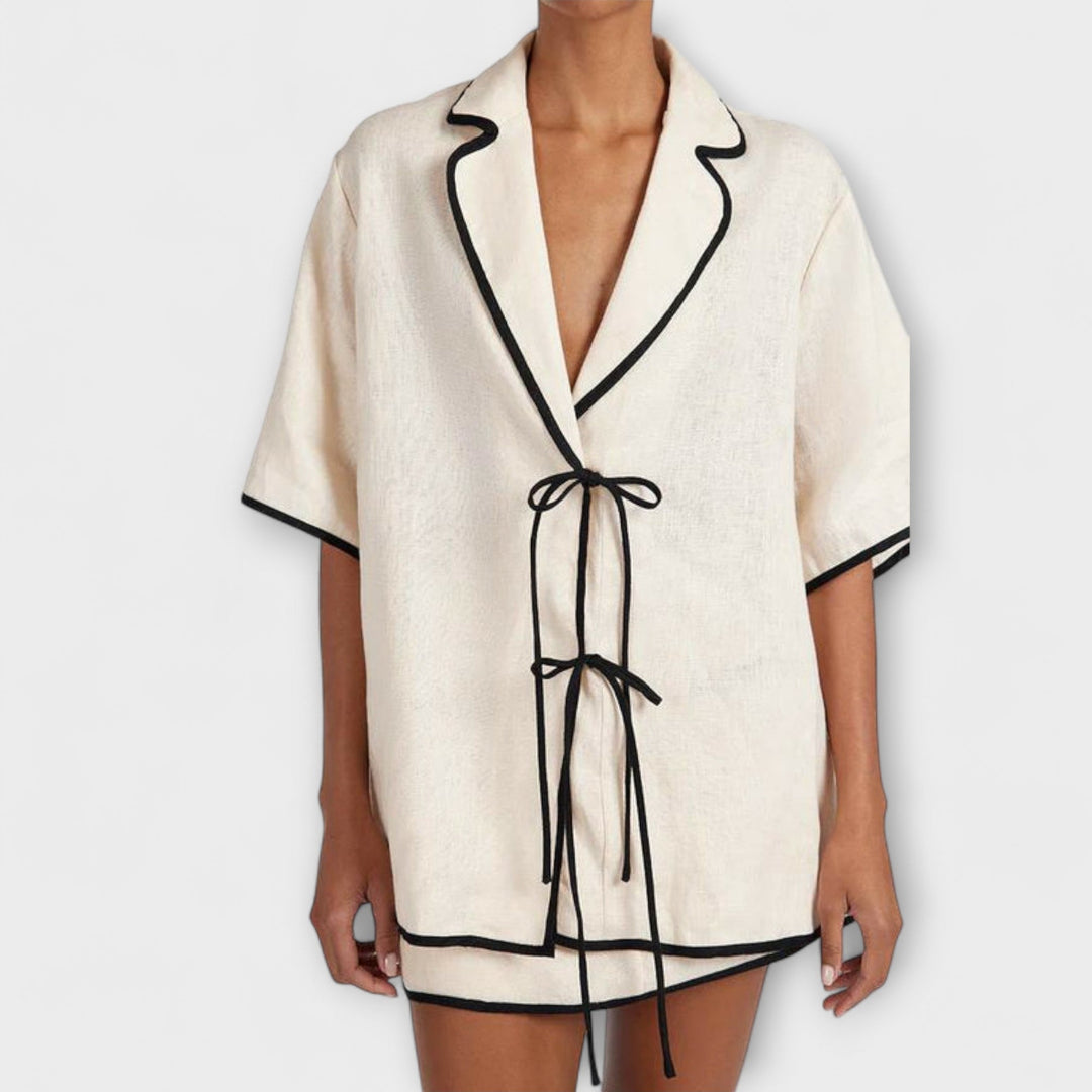 Luane – Relaxed Set with Black Piping