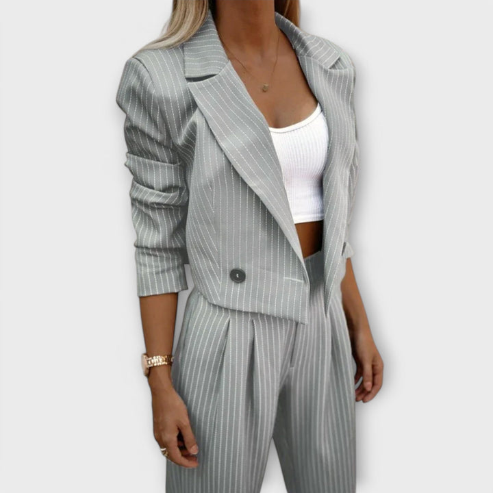 Ernora – Two-Piece Set with Blazer and Striped Pattern