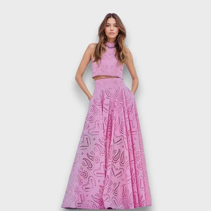 Lysara – Two-Piece with Cut-Out Romance