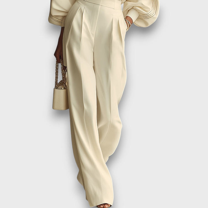 Elarisa – Ivory Knit Set