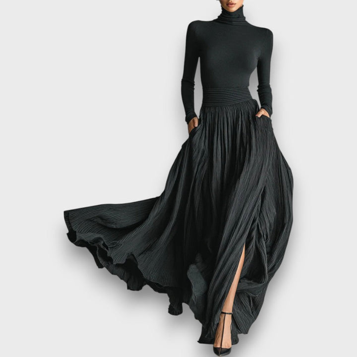 Elisara – Black Set with Turtleneck and Pleated Skirt