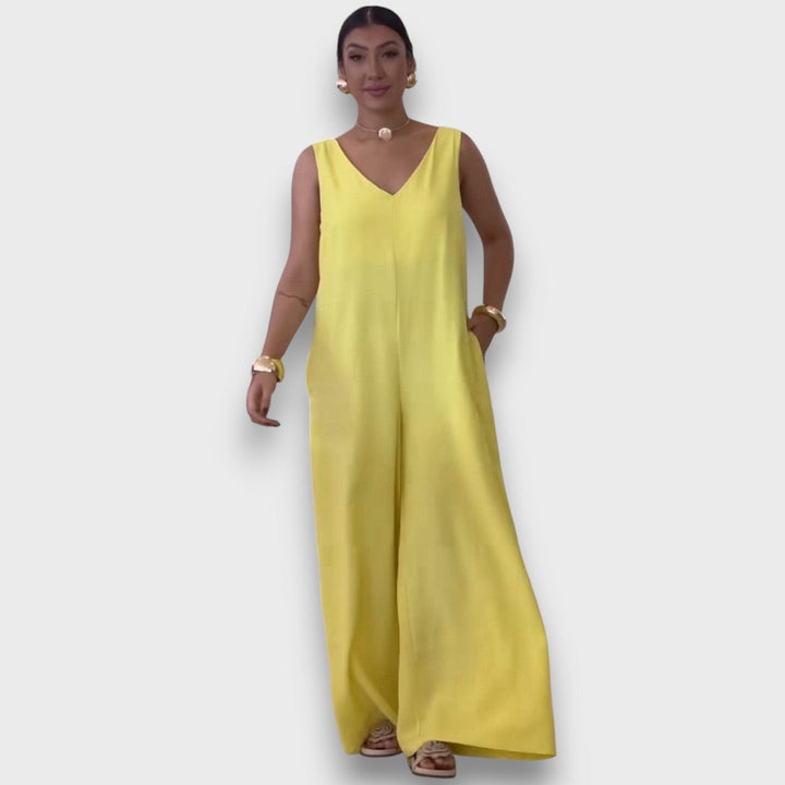 Aubrine – Flowing Jumpsuit with V-Neck