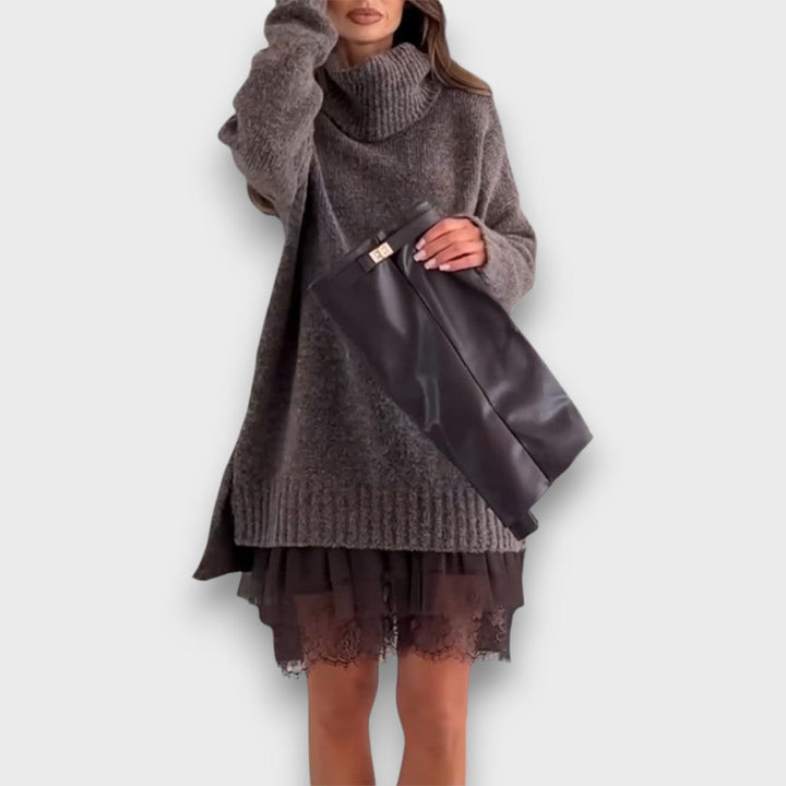 Reign – Cozy Knit & Lace Layered Set