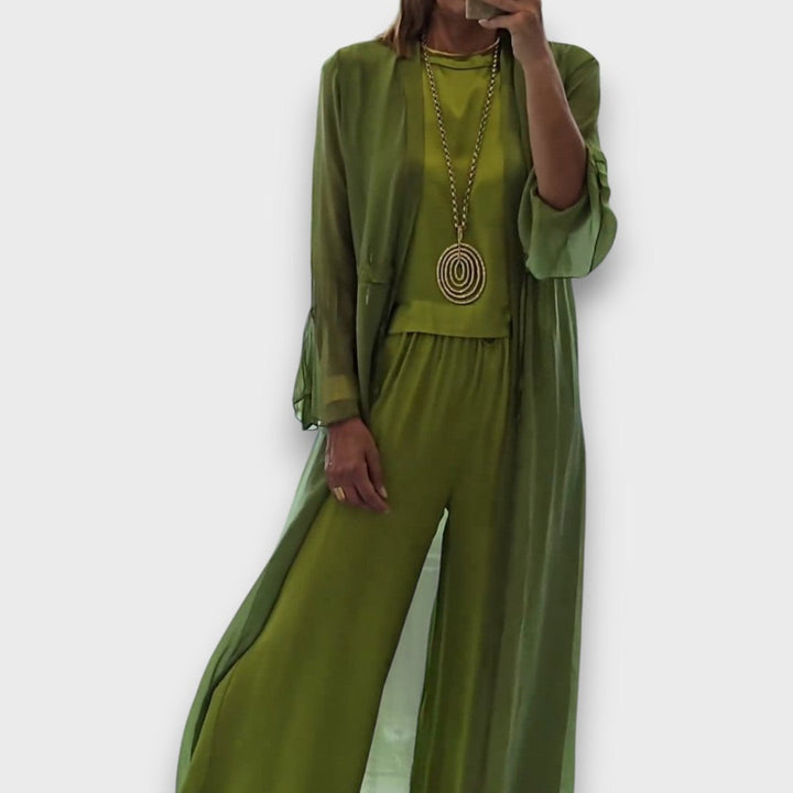 Maqueny – Flowy Three-Piece Set